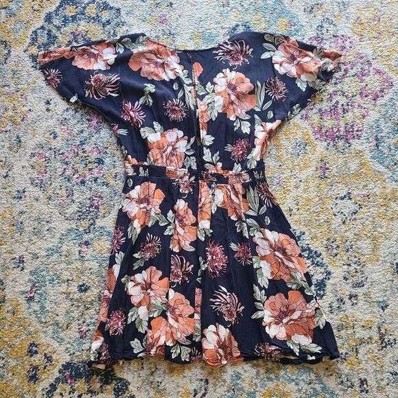 Lulus floral dress - Picture 5 of 16